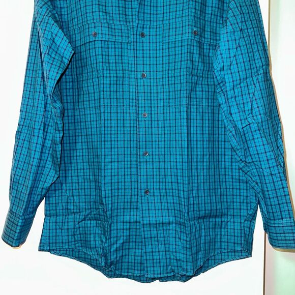 L.L. Bean Vintage Medium Collared Button Down LS Mens Navy Teal Blue Plaid EUC - Picture 2 of 12